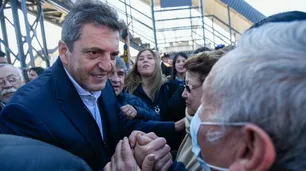 Massa, en la inauguración de la Estación Grand Bourg: "Traemos soluciones para los pasajeros"