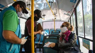 La Plata anunció el fin del barbijo obligatorio y estalló la polémica con el Gobierno bonaerense