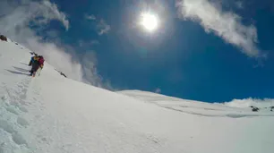 Murieron 9 alpinistas por una tormenta de nieve en el Himalaya