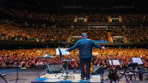 Con un estadio colmado, Silvio Rodríguez hizo vibrar Buenos Aires con su “fiesta de la emoción”