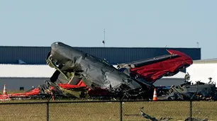 Choque de aviones en Dallas: confirman que fueron 6 los muertos, todos pilotos veteranos