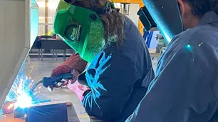 Metalurgia en crisis: producción -7,1%, empleo en baja y capacidad instalada al 44% en diciembre de 2025