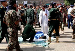 Video | Ejecutan en Yemen en una plaza pública a un violador