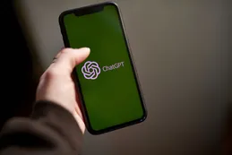 OpenAI se asocia con Plaid para dar asesoría financiera personalizada