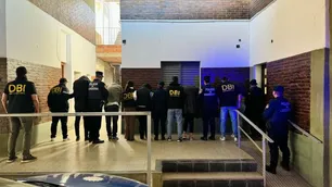 Cinco odontólogos truchos fueron detenidos e imputados por ejercicio ilegal de la medicina