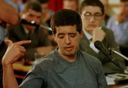 Uno de los asesinos de Cabezas aplaudió un proyecto de Saintout para que trabajen los presos