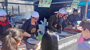 Hacen helados ‘en rollo’ inspirados en una tradición tailandesa