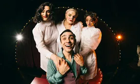 Pidiendo ternura, Paco Jamandreu sigue en cartelera en un musical excepcional