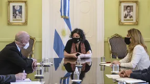 El Gobierno propuso al Reino Unido fabricar en el país la totalidad de la vacuna de Oxford-AstraZeneca
