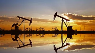 Petróleo: el crudo Brent cae de US$75 y la OPEP+ discutirá aumento de producción