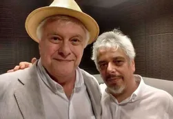 Bobby Flores: "Con Héctor Larrea nos juntamos en la radio como hacíamos en un bar"