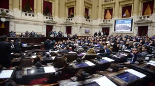 De la Sota y Estévez, con duros reproches a propios y extraños por voltear la sesión para subir las jubilaciones