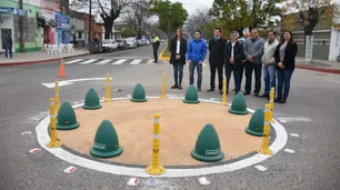 Inauguraron una rotonda en Chivilcoy y estallaron los memes