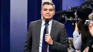 Jim Acosta se llevó el Premio Perfil 2019 a la Libertad de expresión internacional