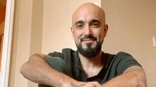 Abel Pintos contó, entre lágrimas, cómo el temporal afectó a su familia en Bahía Blanca