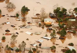 Inundaciones: más de siete mil evacuados y millonarias pérdidas