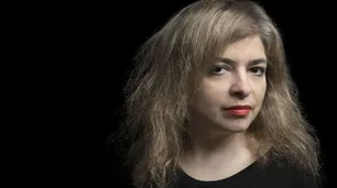 Mariana Enríquez se sube al escenario