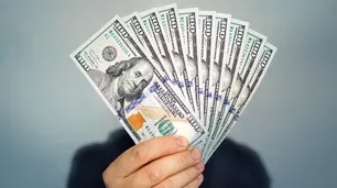 Cuál es el nuevo requerimiento para los que quieren comprar dólares MEP y CCL