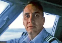 El copiloto dijo que el accionar de Xipolitakis "no generó ningún peligro" para el vuelo