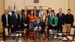 Milei reunió a su nuevo Gabinete y relanzó la segunda etapa de su Gobierno