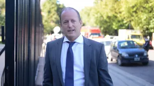 Primera encuesta sobre el escándalo de Insaurralde: cómo afecta la intención de voto de UxP