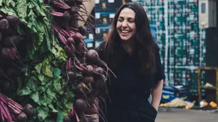 Narda Lepes pidió aliviar la carga tributaria a la producción de frutas y verduras
