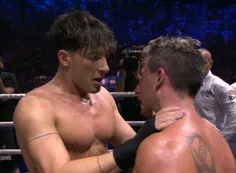 El torneo de boxeo de streamers de Ibai: cantó Duki, el argentino Momo perdió por KO y hubo polémica