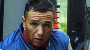 Quién es Cristian "Mai" Bustos, el recluso que aparece besándose con la jueza en Trelew