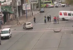 Picada mortal: pierde el control del auto y atropella a seis chicos