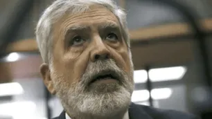 Julio De Vido: denuncian que no recibe medicación y otras irregularidades en las primeras horas de detención