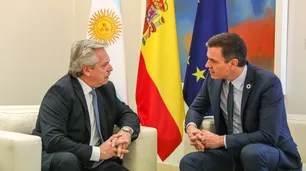 Alberto Fernández se cruza con Nicolás Maduro y se alía a España en la Cumbre Iberoamericana