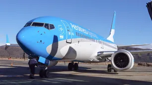 Aerolíneas Argentinas investiga los mensajes contra el Gobierno pero los pilotos redoblan la apuesta: "Vamos a seguir peleando"