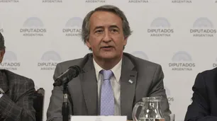 Nicolás Mayoraz: “La Libertad Avanza puede ganar Rosario en un escenario de tercios”