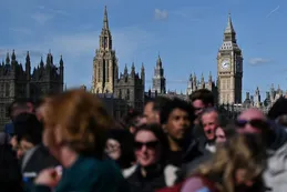 Reyes, presidentes, Biden y su "Bestia": medio mundo asiste al funeral de Isabel II en Londres