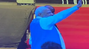 G20 zen: el Primer Ministro de India dio una clase de yoga en La Rural