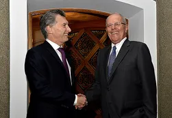 Argentina vs. Perú: Macri le gana en valoración al presidente peruano