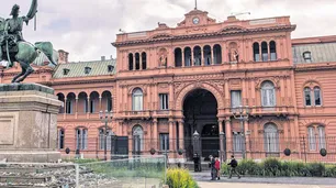 El Gobierno subió 530% el presupuesto de limpieza, adjudicado a pocas empresas