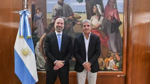 Luis Caputo anunció que Uber invertirá u$s 500 millones: Expansión y planes de relanzar una marca