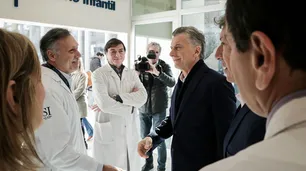 Agenda multiedad de Macri: visitó un geriátrico y un hospital materno infantil