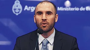Canje de deuda es el primer paso, no el capítulo final de la crisis económica que sufre el país