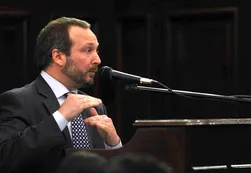 Ley de Medios | AFSCA presiona a Clarín para que cambie la grilla de TV