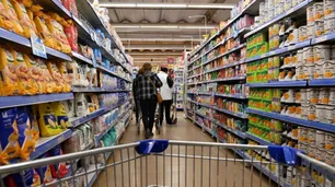Según el Ministerio de Economía, la inflación semanal bajó al 1,3% y el índice mensual alcanzó el 7,4% en septiembre