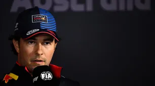 Christian Horner: “El asiento es de Checo Pérez y sólo él puede perderlo”