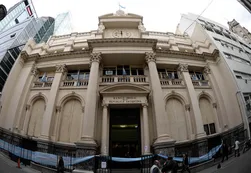 Prevén crecimiento del 3% en 2018 pero advierten por el deterioro del empleo