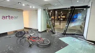 La gestión de Javier Milei separa al empleado detenido por destrozos en TN y Canal 13 luego de la condena a Cristina Kirchner