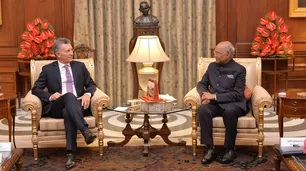 Críticas a Macri por el viaje a India: "Pasamos a ser una verdulería"