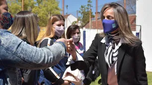 Malena Galmarini y Fernando Gray inauguraron una red cloacal que beneficiará a más de 10 mil habitantes de Esteban Echeverría