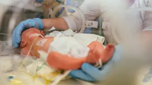 UNICEF pide promover el acceso de la familia a la sala de neonatología