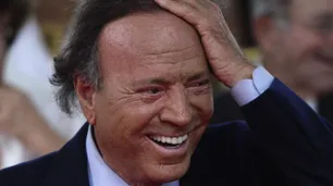 Exempleadas de Julio Iglesias denunciaron agresiones sexuales y acoso mientras trabajaban en sus mansiones de Punta Cana y Bahamas
