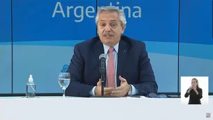 Fernández: "Tenemos el compromiso de erradicar el hambre y la pobreza de nuestros pueblos"